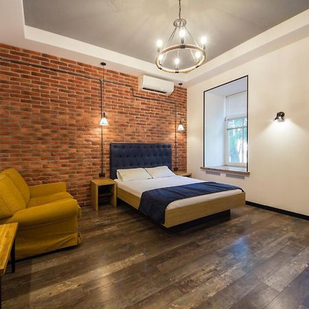 קייב Loft Design Apartments On Desyatynnyi Ln, 7 מראה חיצוני תמונה