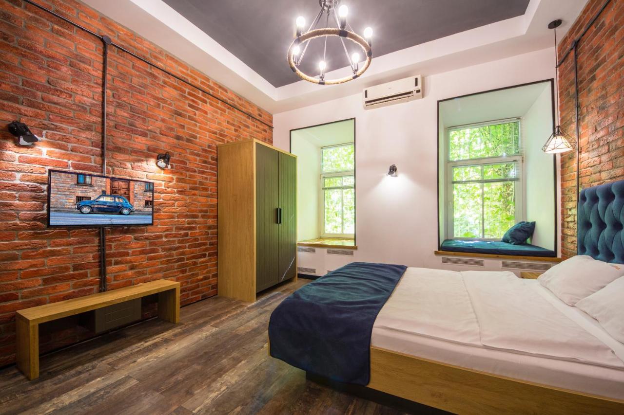 קייב Loft Design Apartments On Desyatynnyi Ln, 7 מראה חיצוני תמונה